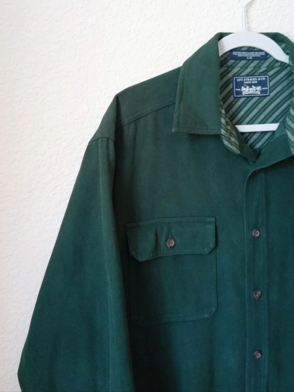Levi's vintage 1990s thick cotton shirt jacket in deep green